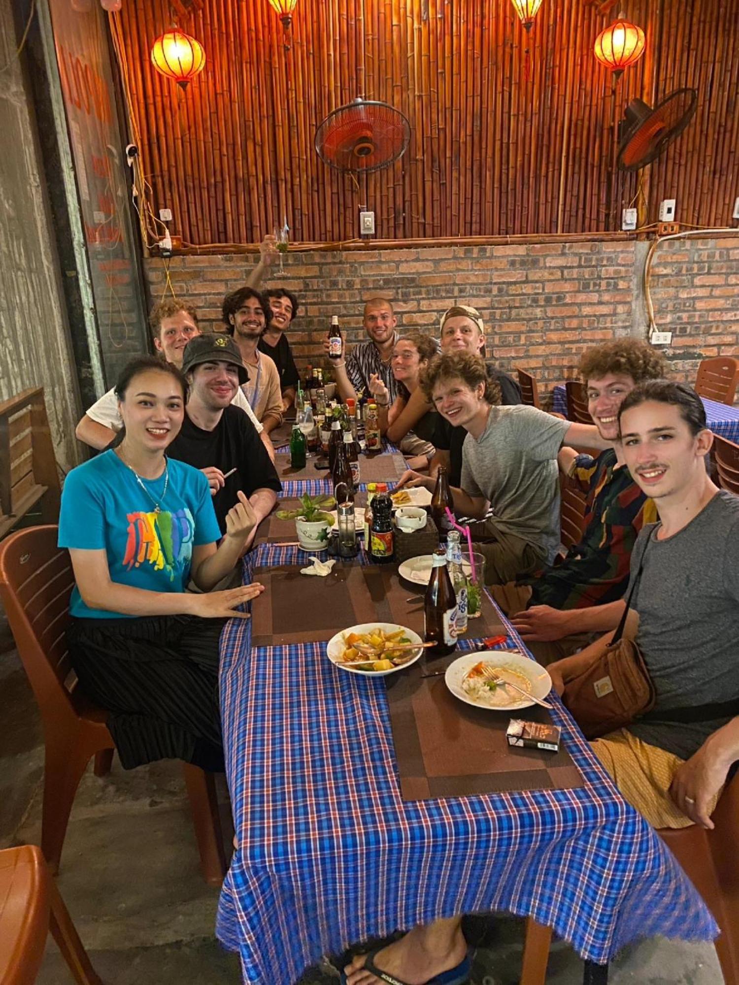 Napoli Hostel Chan Chau Eksteriør billede