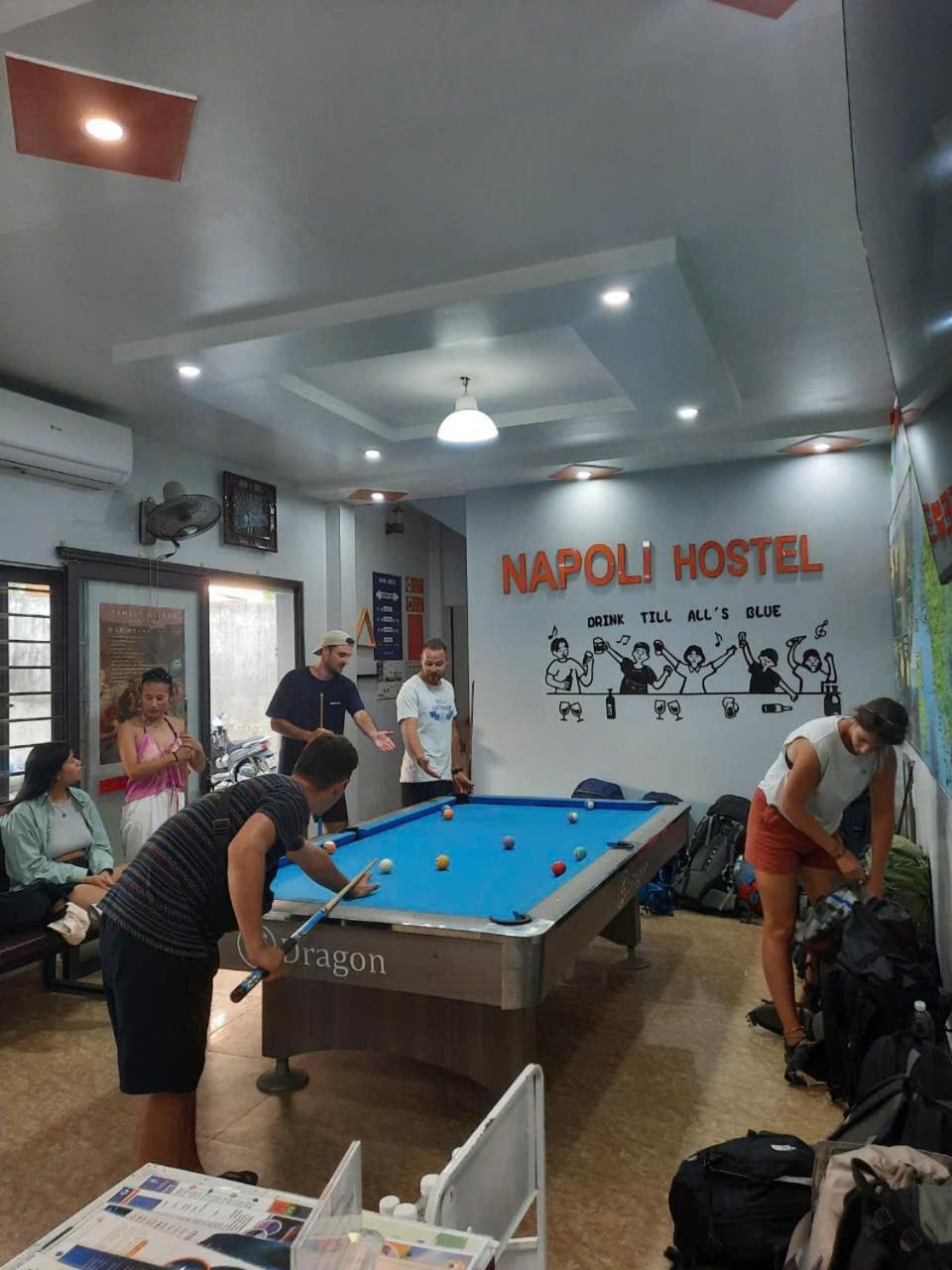 Napoli Hostel Chan Chau Eksteriør billede